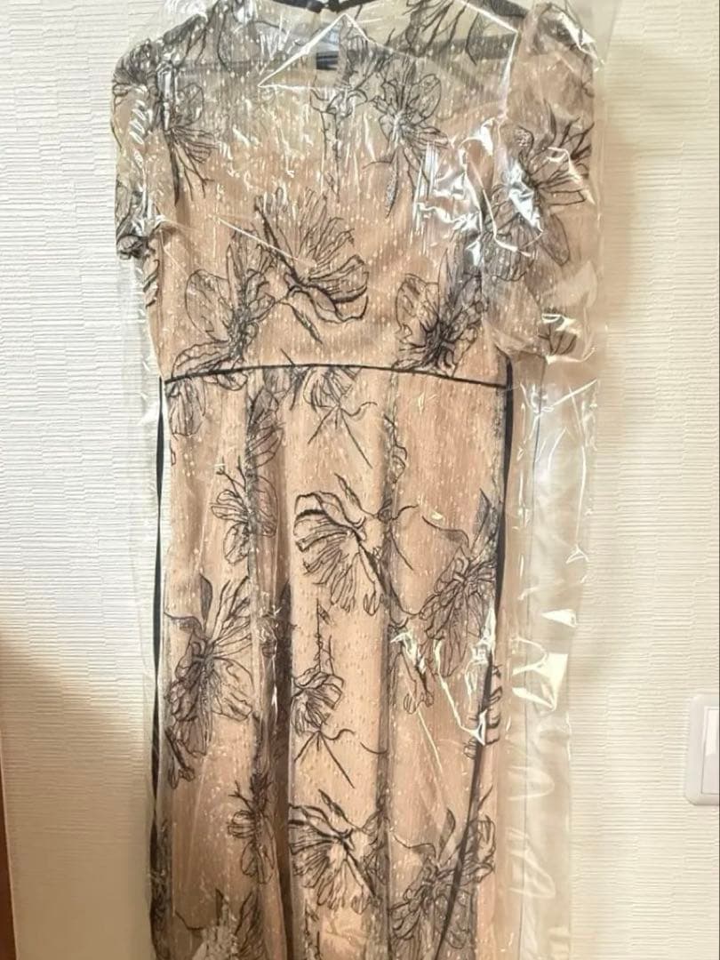 Leja(レジャ)花柄刺繍 パーティードレス