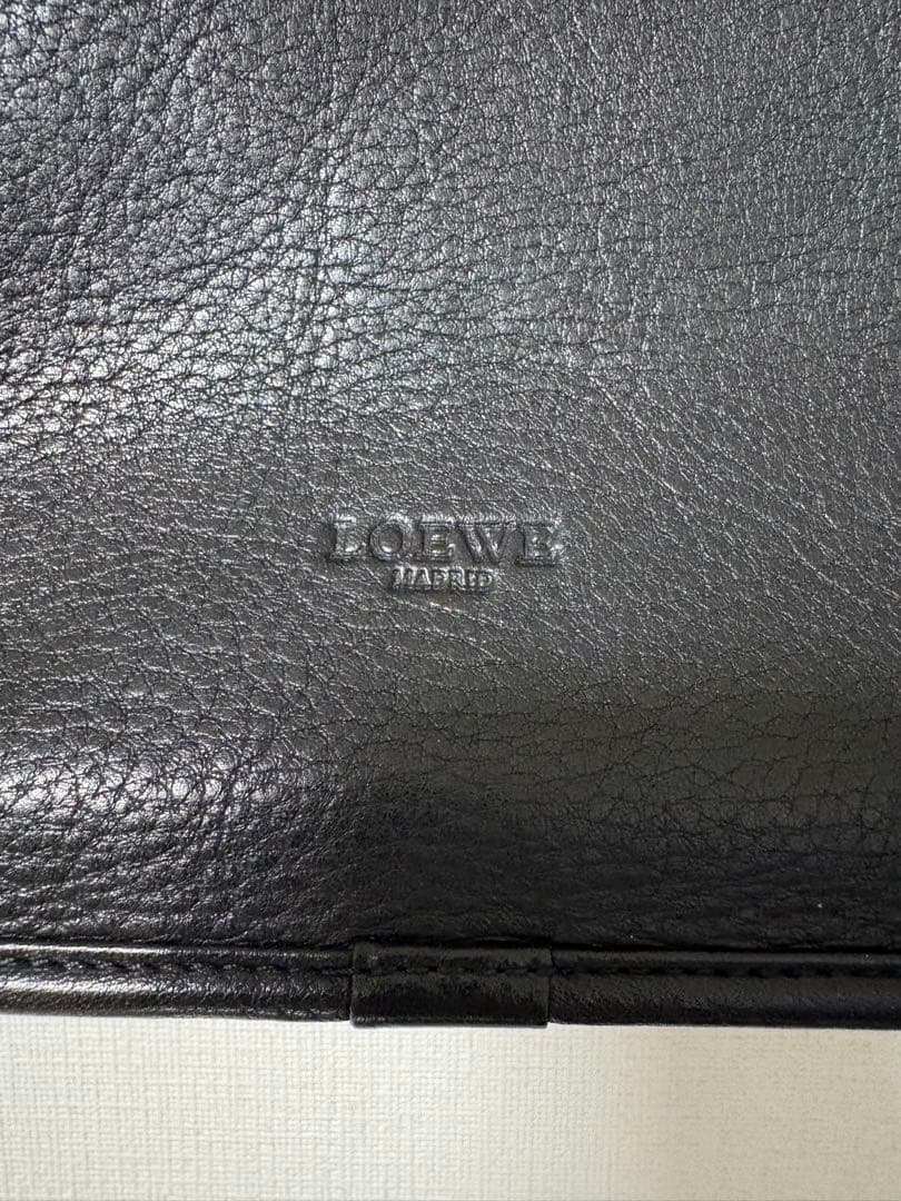 LOEWE ブラック レザートートバッグ