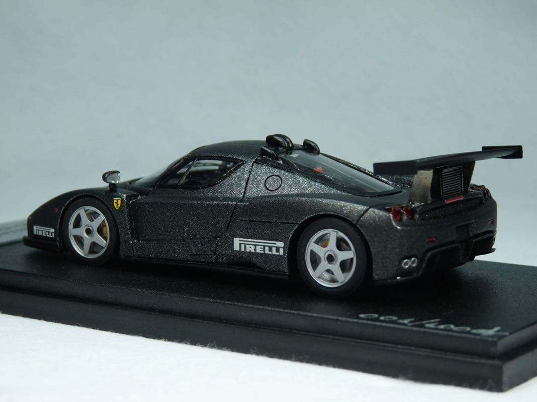 ラクーンオート製　Ferrari Enzo GT Test カーボンブラック