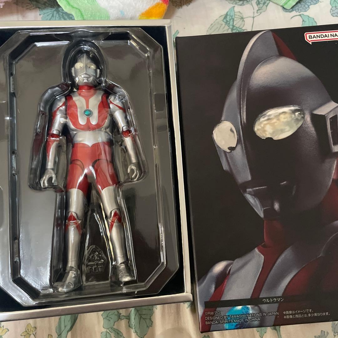 バンダイ SHFiguarts 真骨彫製法製法　ウルトラマン フィギュア