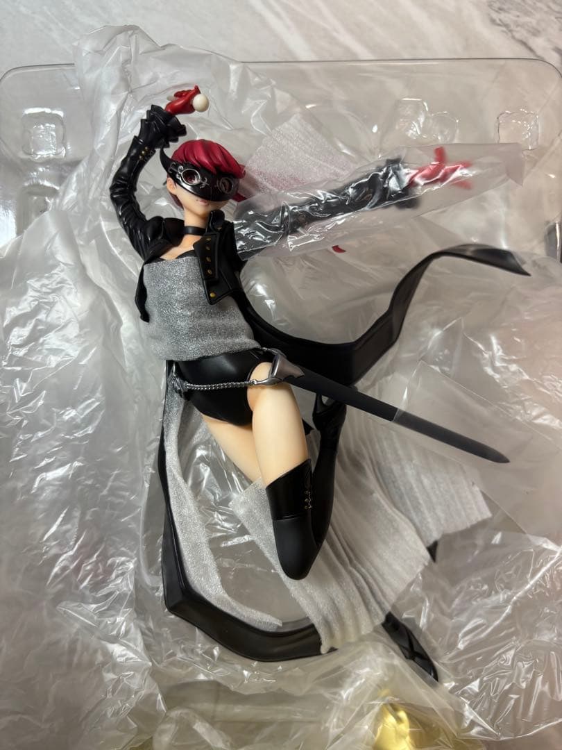 ペルソナ5 amakuni 芳澤かすみ 怪盗　フィギュア