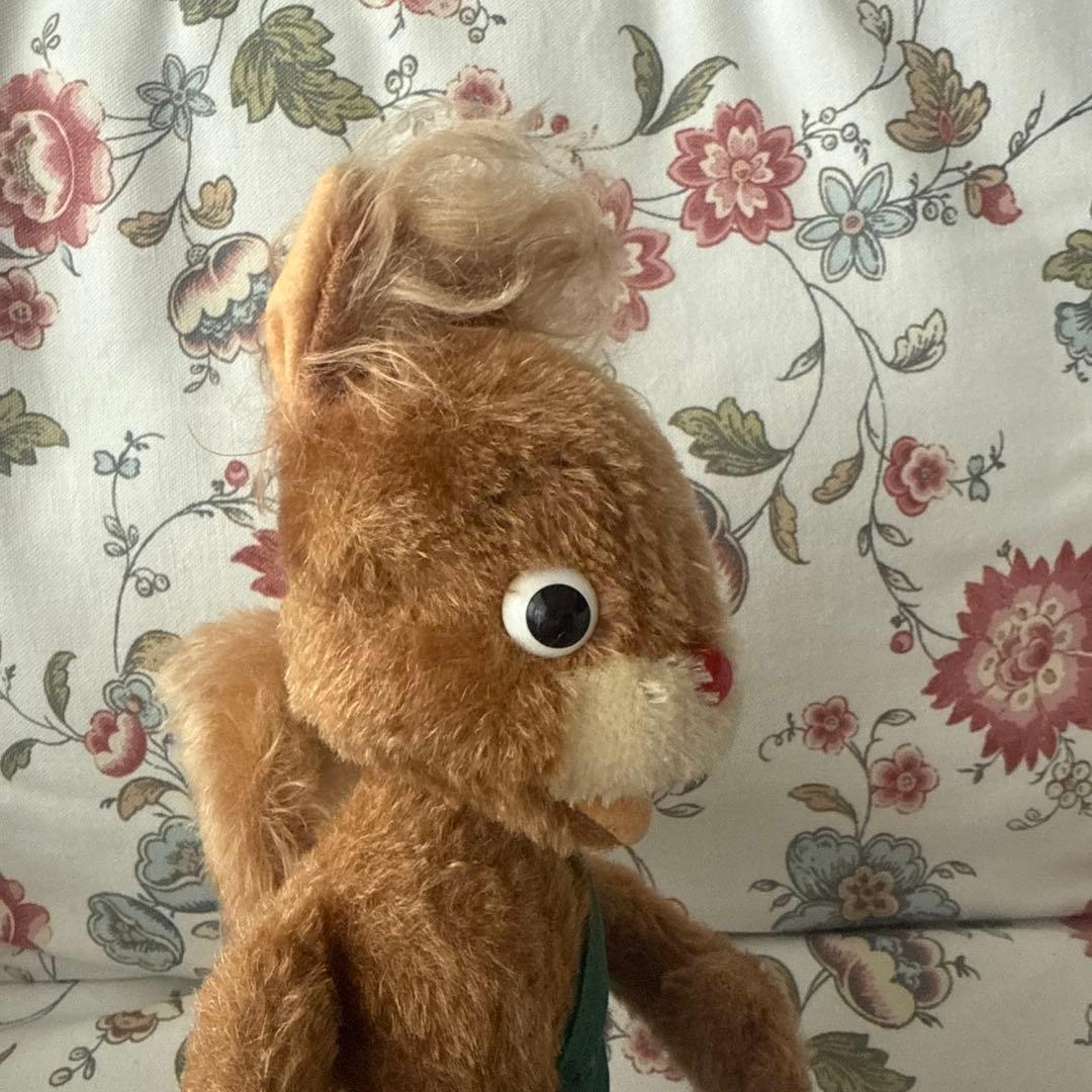 シュコービゴベロ、リス