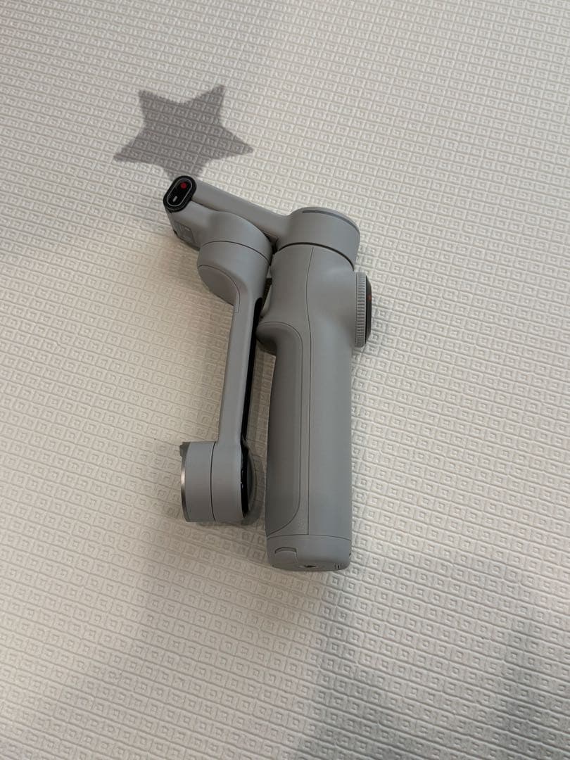 Insta360flow2pro＋スポットライト+MagSafe 本体保証付き