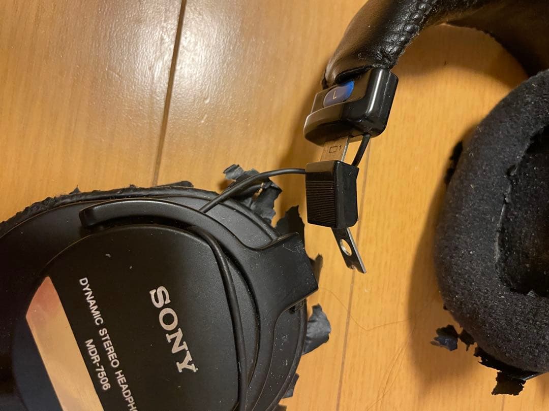 超ジャンク品☆SONY MDR-7506 ダイナミックステレオヘッドフォン