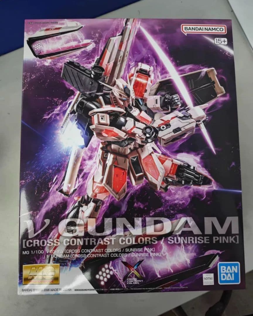 MG 1/100 RX-93 νガンダム 中国限定 朝焼けピンク 朝霞粉