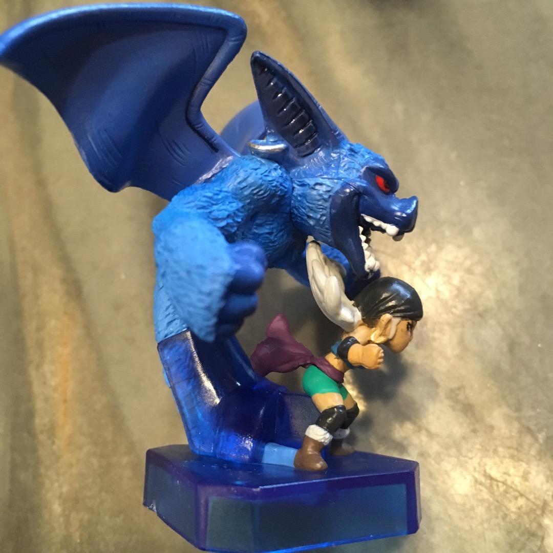 フィギュア新品未使用  ブルー クリーチャー 召喚系