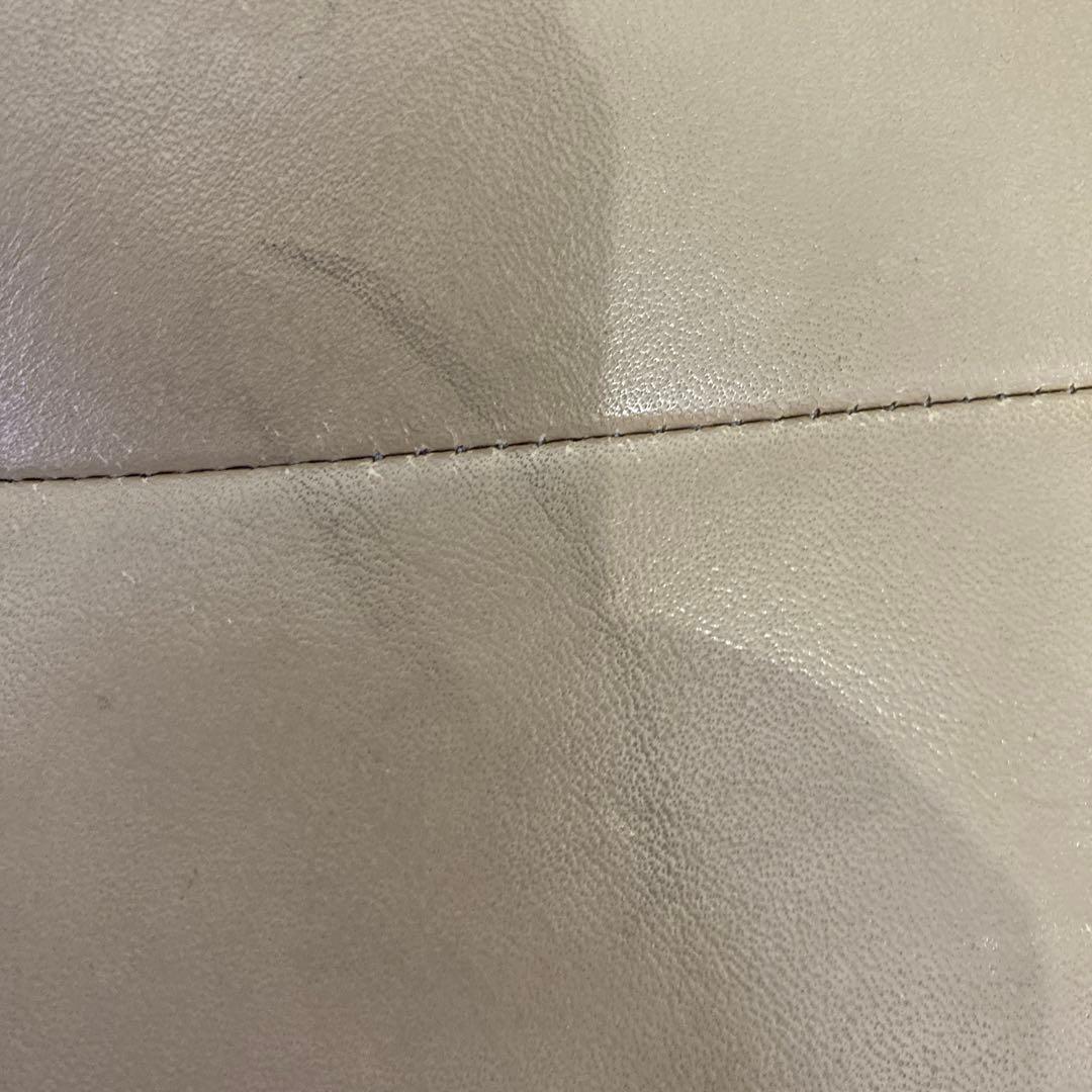 美品　カリモク　オットマン　CHITANOシリーズ　本革