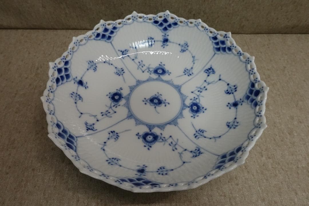 ロイヤルコペンハーゲン ブルーフルテッド フルレース サラダ ボウル