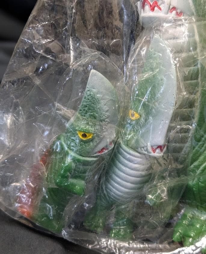 ギロン（日東復刻・マルサン）ソフビ未開封スタンダード・ミドル・ミニ