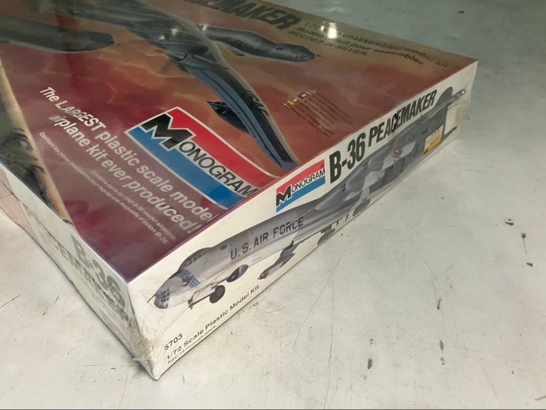 【未開封・希少】Monogram 1/72 B-36 Peacemaker