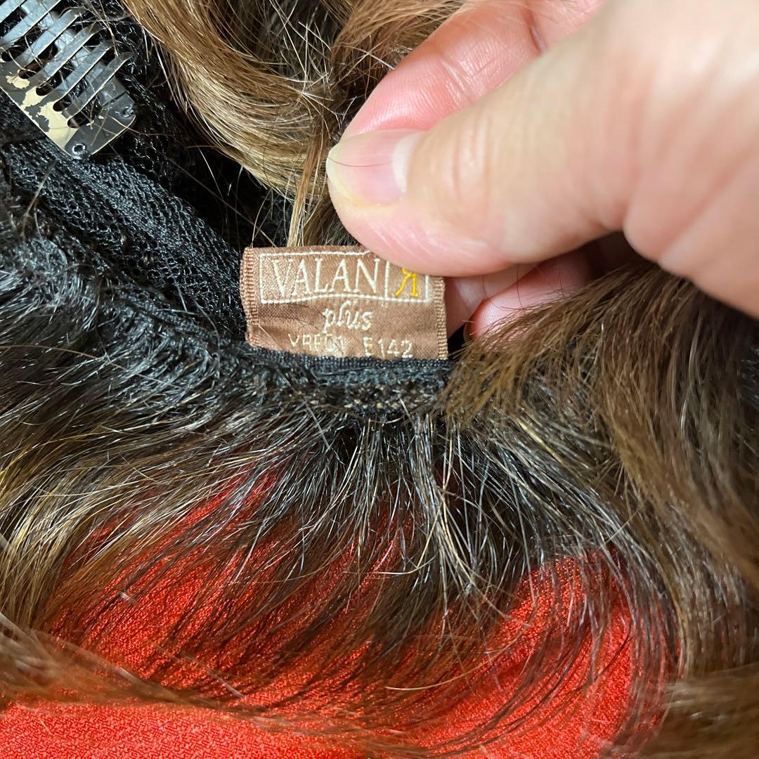 ブラウンウェーブウィッグ　フォンテーヌ　パルコ