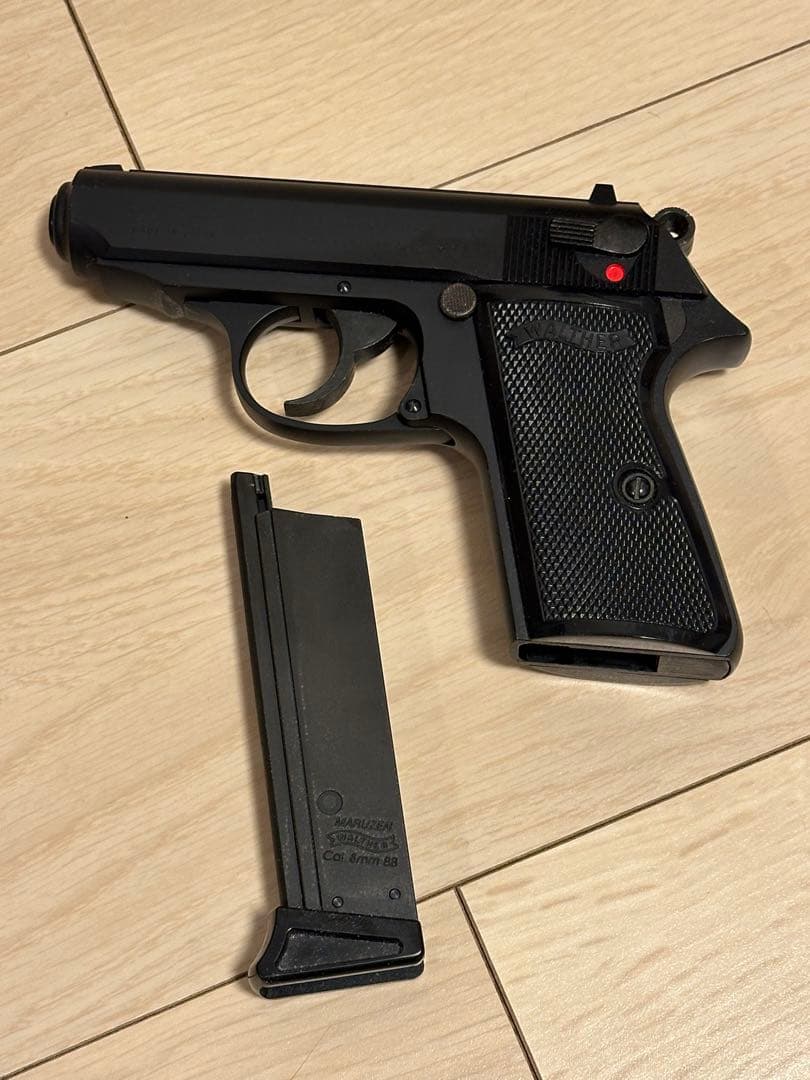マルゼン ワルサー ニュー PPK/S ブラックモデル 18歳以上 ガス