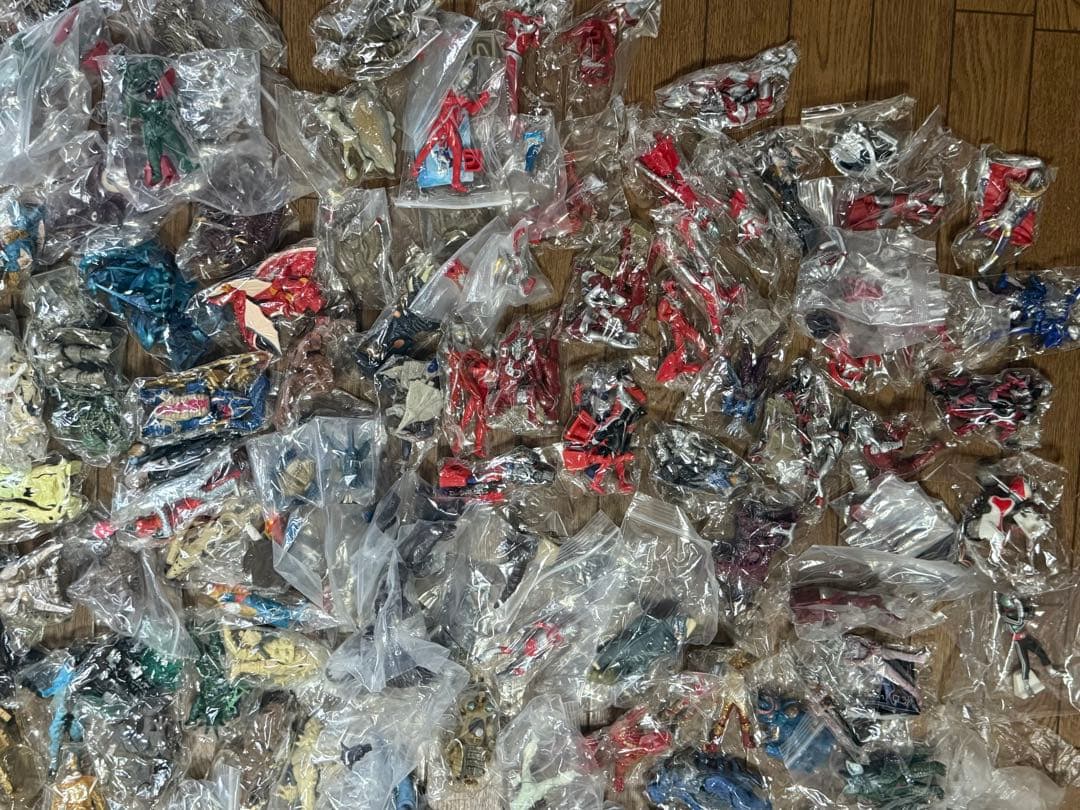 HGシリーズ ウルトラマン 250体 セット フィギュア ジオラマ ジャンク品