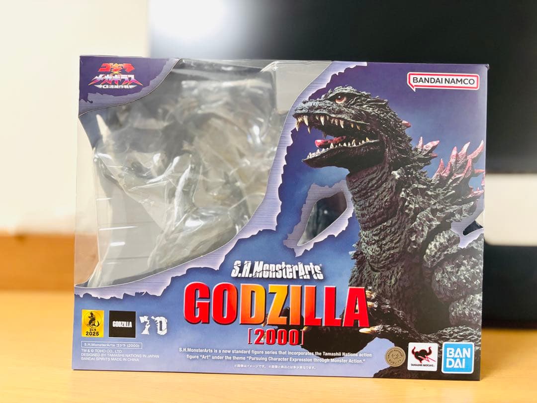 S.H.MonsterArts モンスターアーツ　ゴジラ　2000