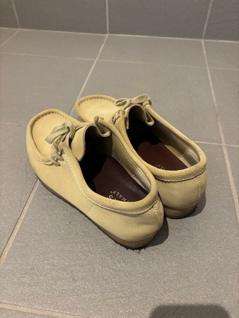 靴 Clarks Wallabee