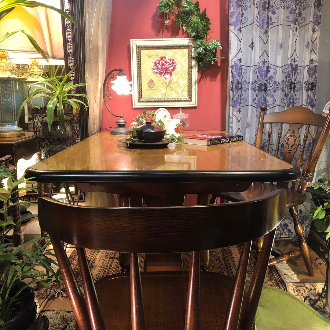 カリモク　オールド　ダイニングテーブル