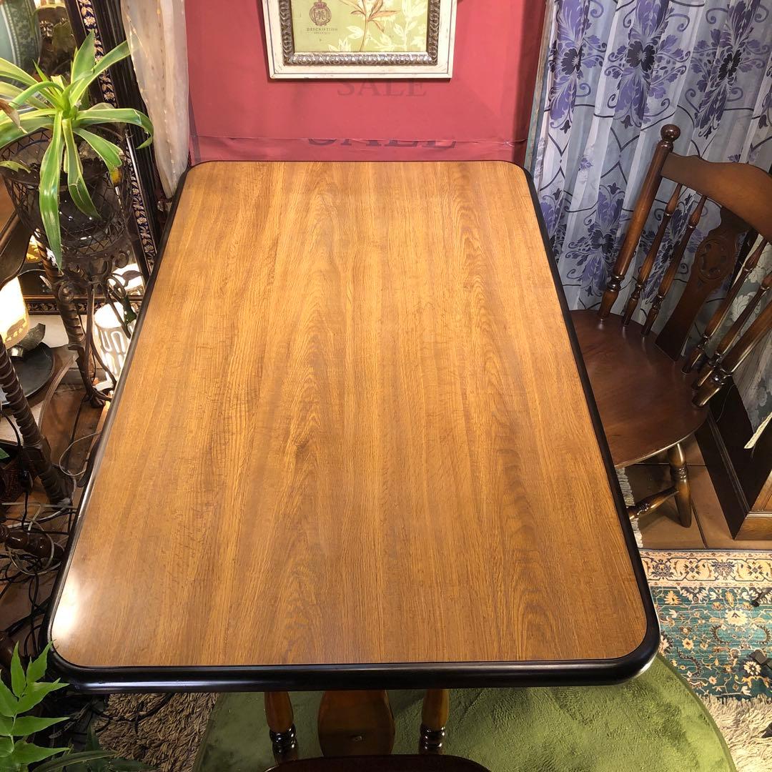 カリモク　オールド　ダイニングテーブル