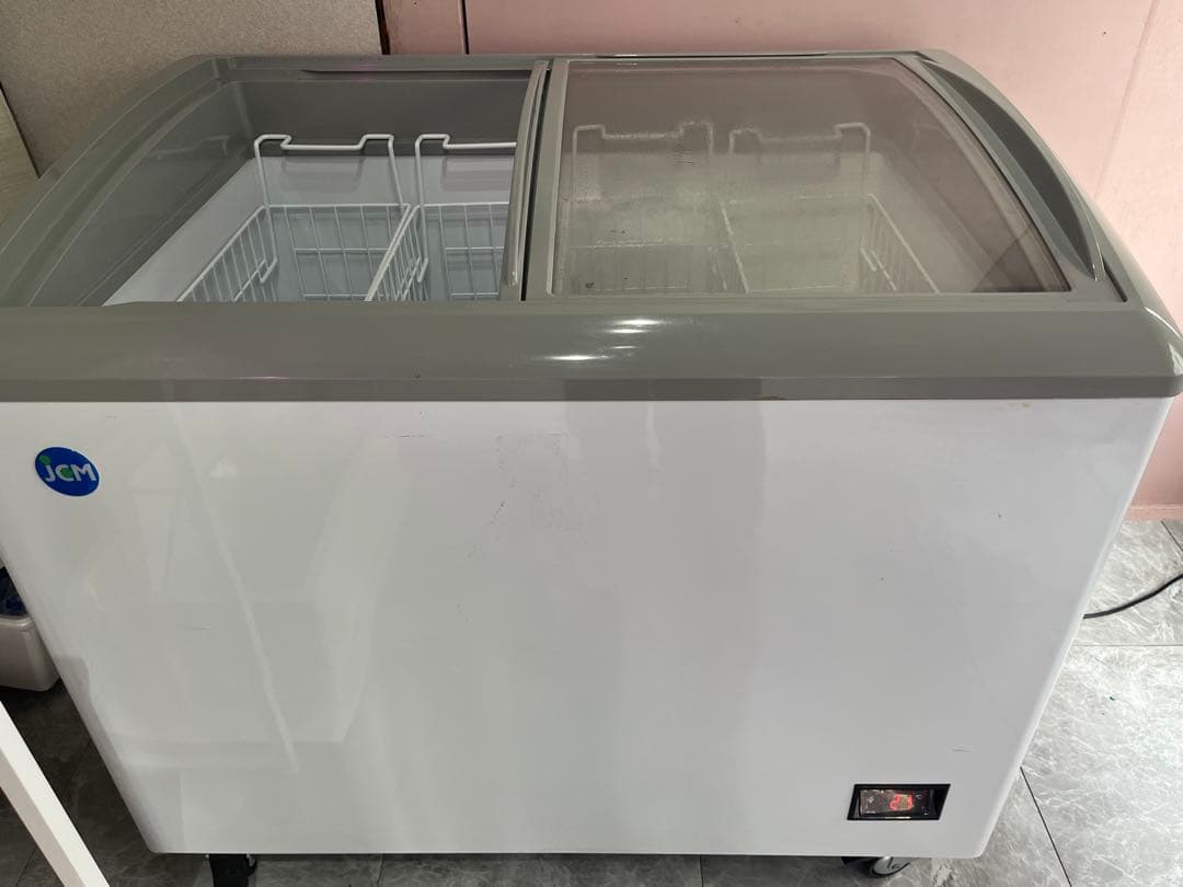 【送料込値下げ】JCM LED付き冷凍庫 186L 美品