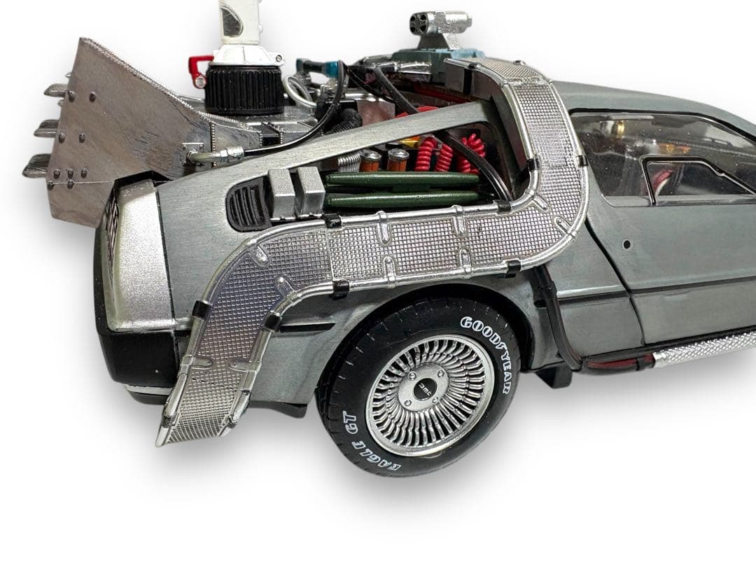 ☆美品　デロリアン　ホットウィール　特別版