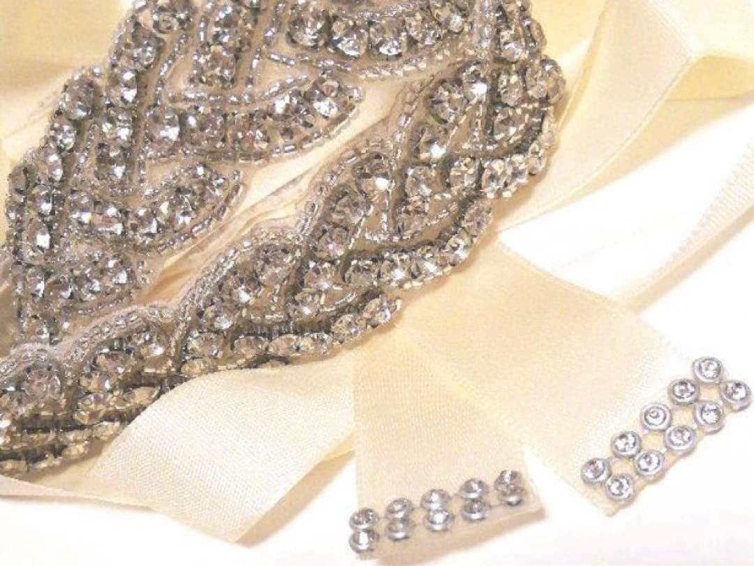 早い者勝ち！ウェディングドレス　オフホワイト　披露宴　結婚式　前撮り　後撮り