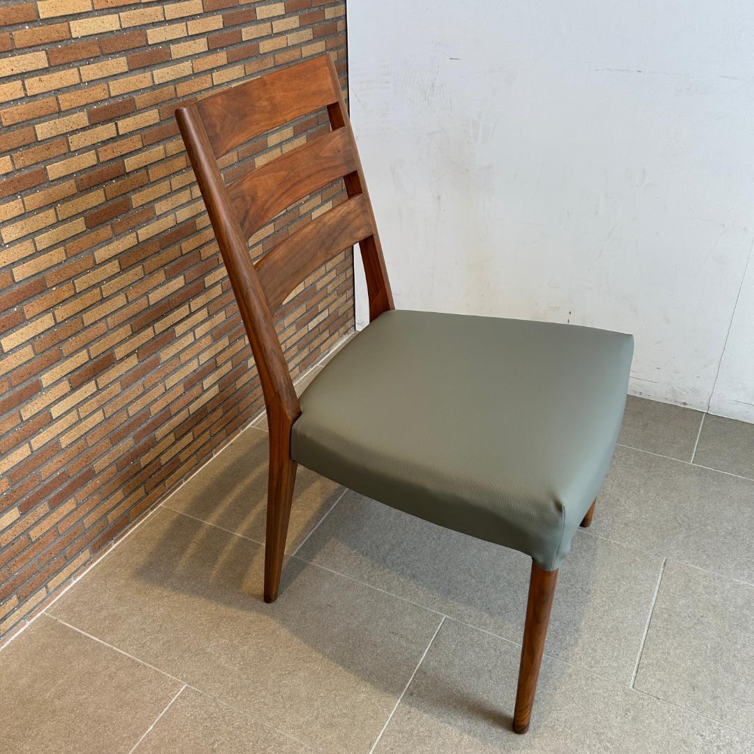 5分割のa♥Karimoku / カリモク　ダイニングテーブル＆チェア4脚