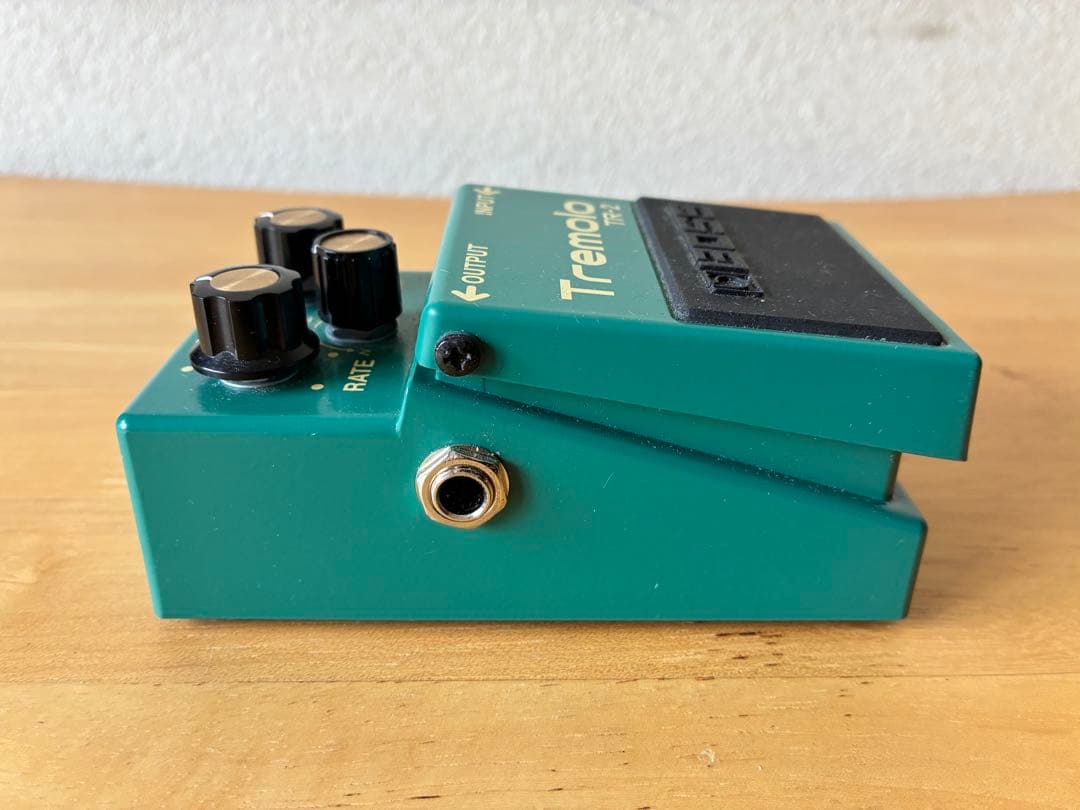 BOSS TR-2 Tremolo　エフェクター