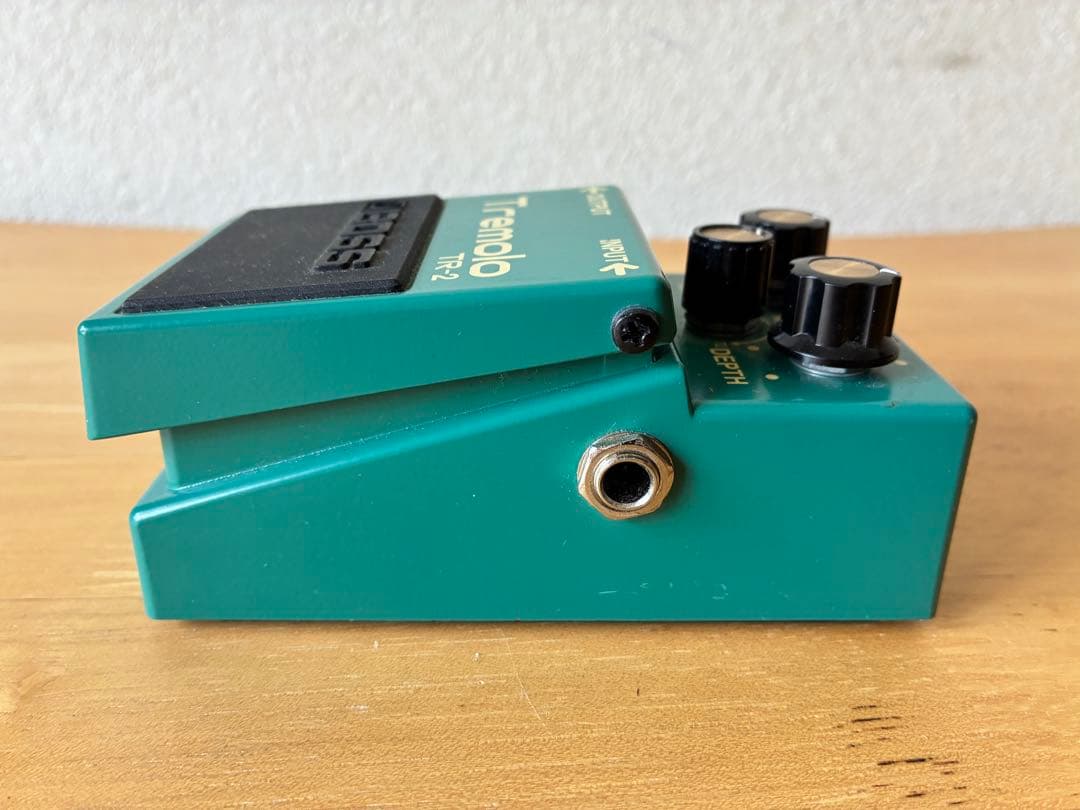 BOSS TR-2 Tremolo　エフェクター
