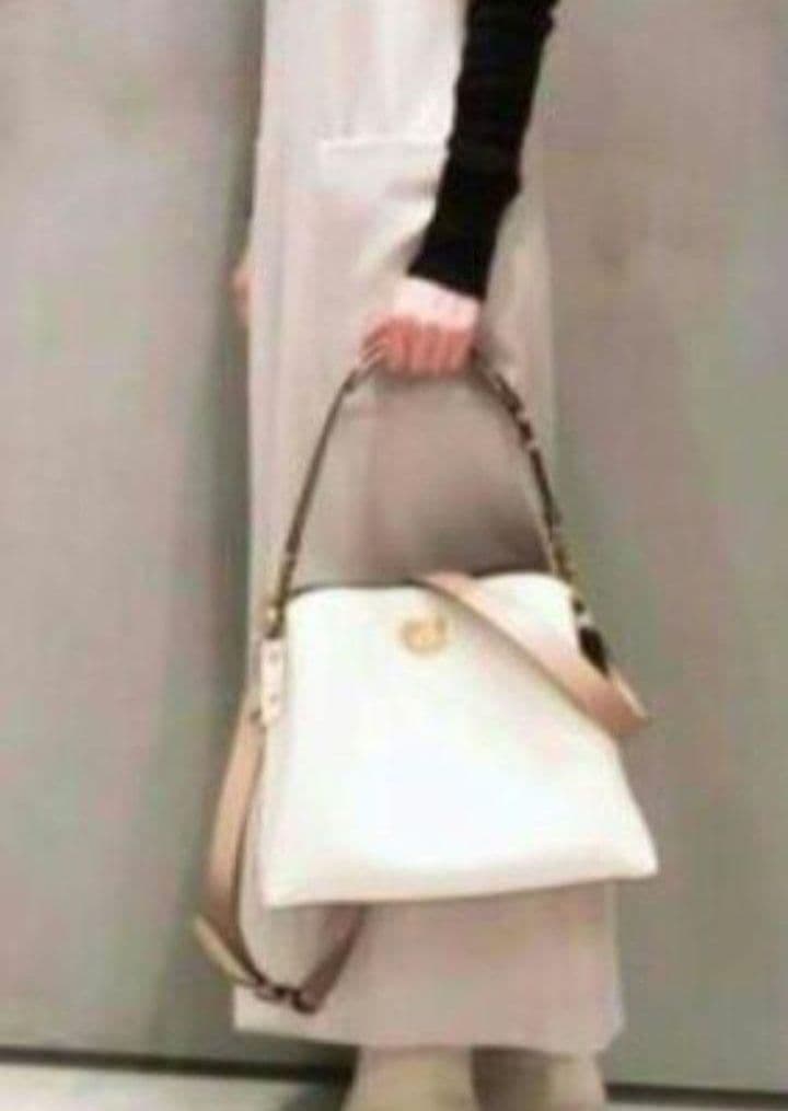 COACH ウィロウ トート ショルダーバッグ ターンロック ホワイト レザー