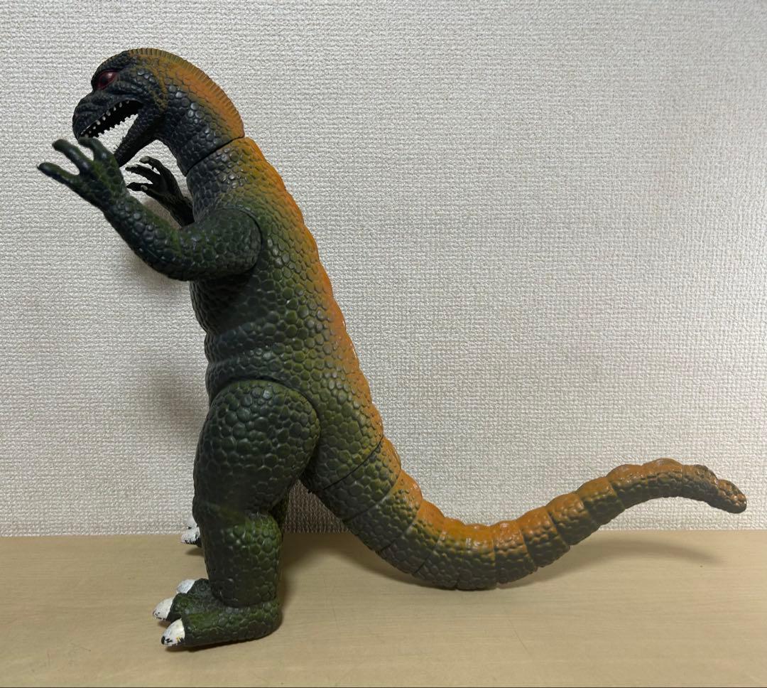 怪獣フィギュア マイナーソフビ人形 ゴジラ風 2体 レア