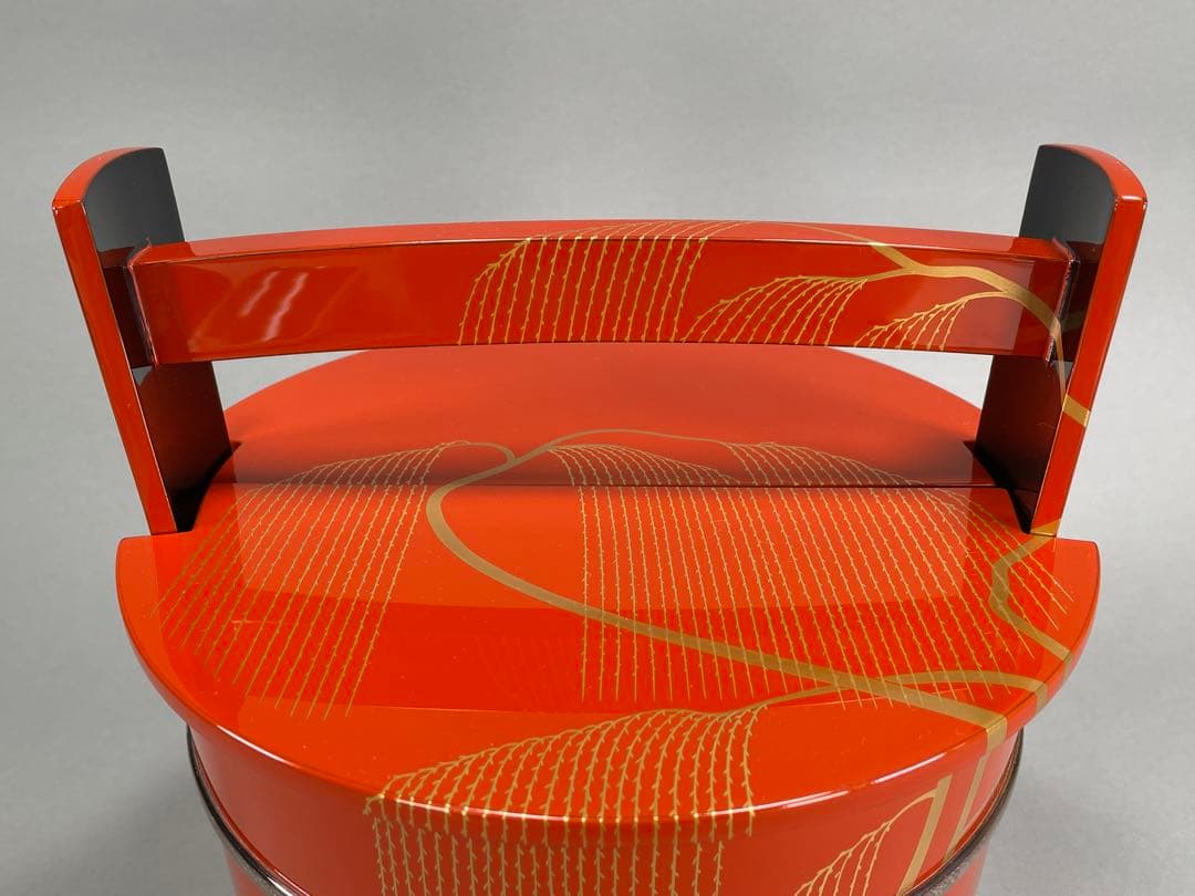 輪島塗 細井正雄作 朱色手桶水指 銀箍 柳蒔絵　布 共箱 茶道具 天然木 漆芸