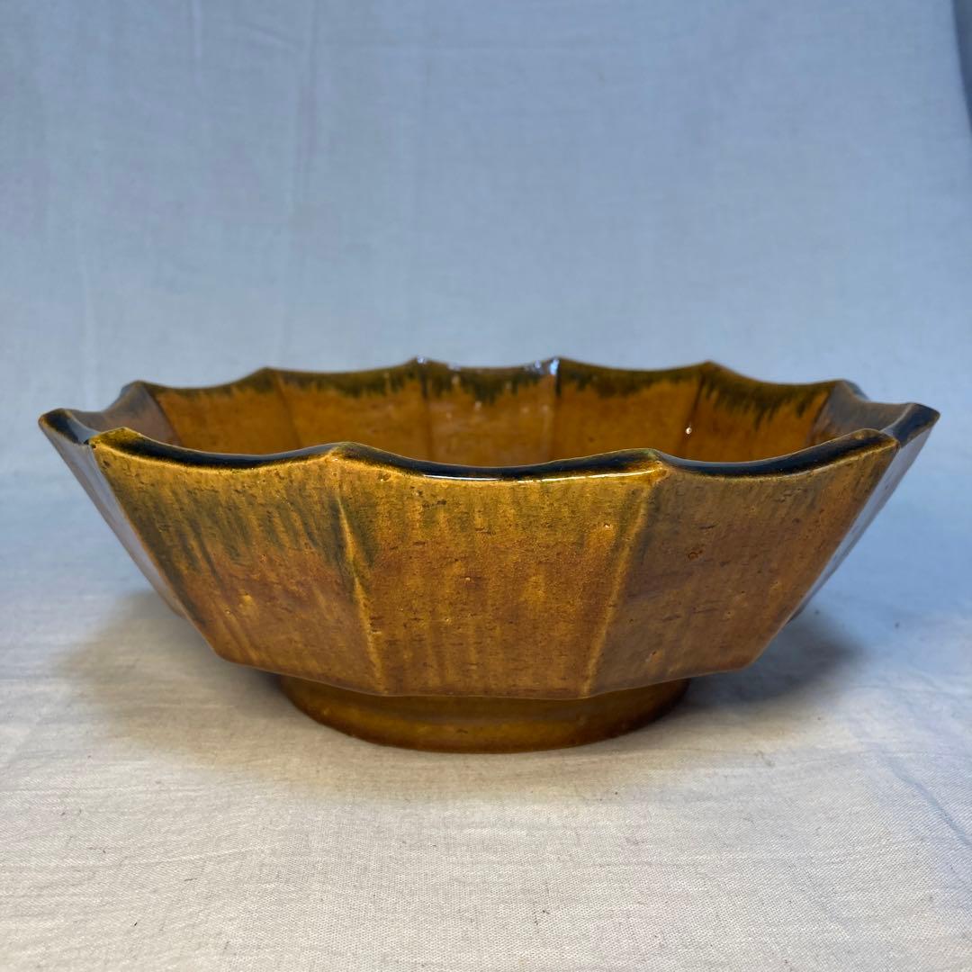 大樋焼　菓子鉢　大樋長阿弥　飴釉　釉薬　角　鉢　大樋　大皿　陶芸　金沢