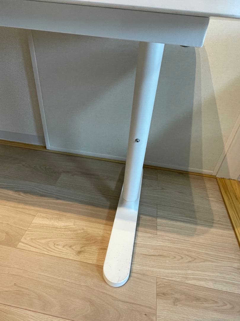 [神奈川格安配送] IKEA ベカント 昇降式デスク 140cm