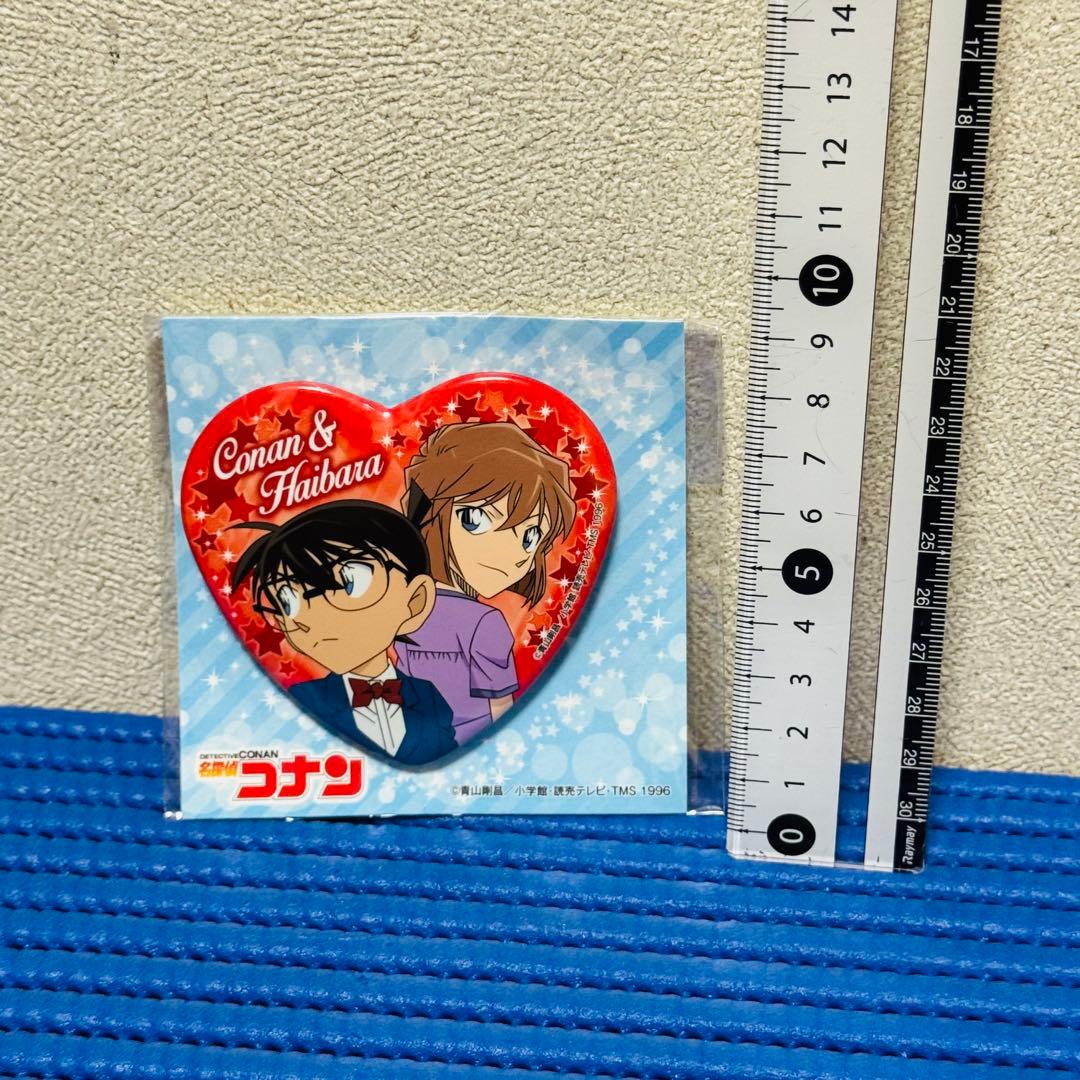 名探偵コナン 江戸川コナン 灰原哀 ハート型缶バッジ コナンプラザ