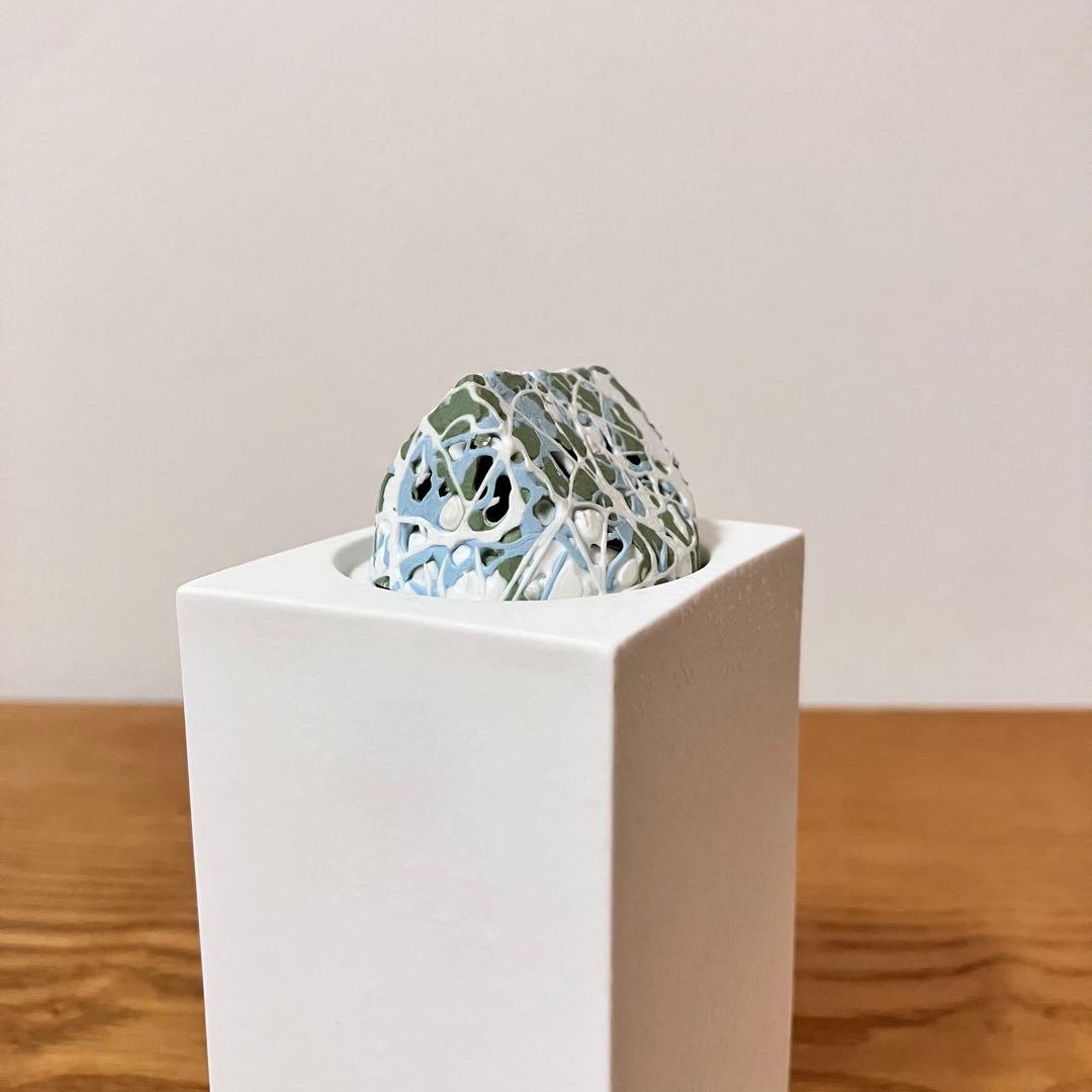 長江重和さん 白磁練上香炉 香炉 「香るかたち」