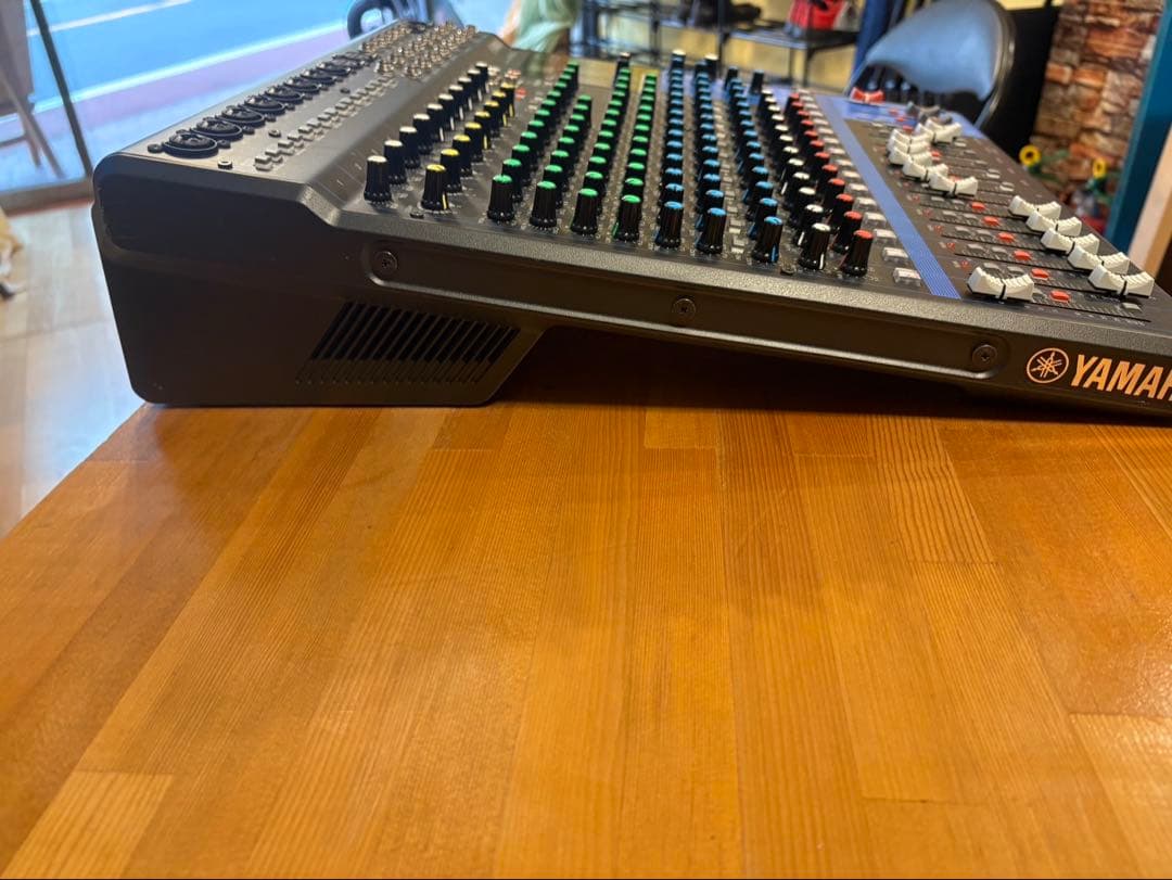 美品　YAMAHA MG16XU アナログミキサー
