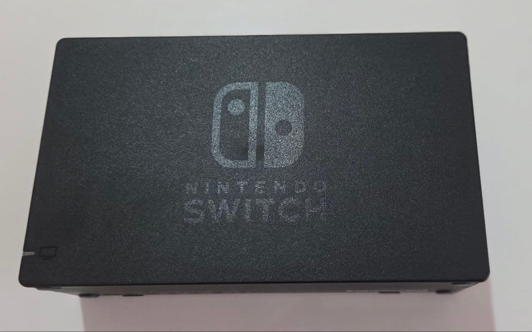 【完品】Nintendo Switch本体 + おまけ(ジョイコン1個)　箱付き