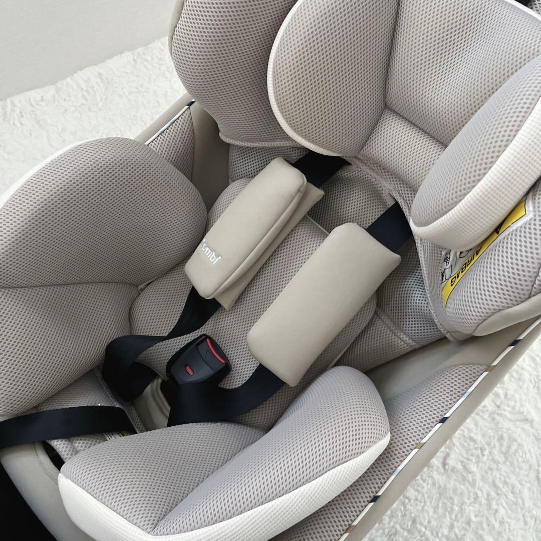 【極美品】コンビ クルムーヴスマート JN-570 ベージュ チャイルドシート