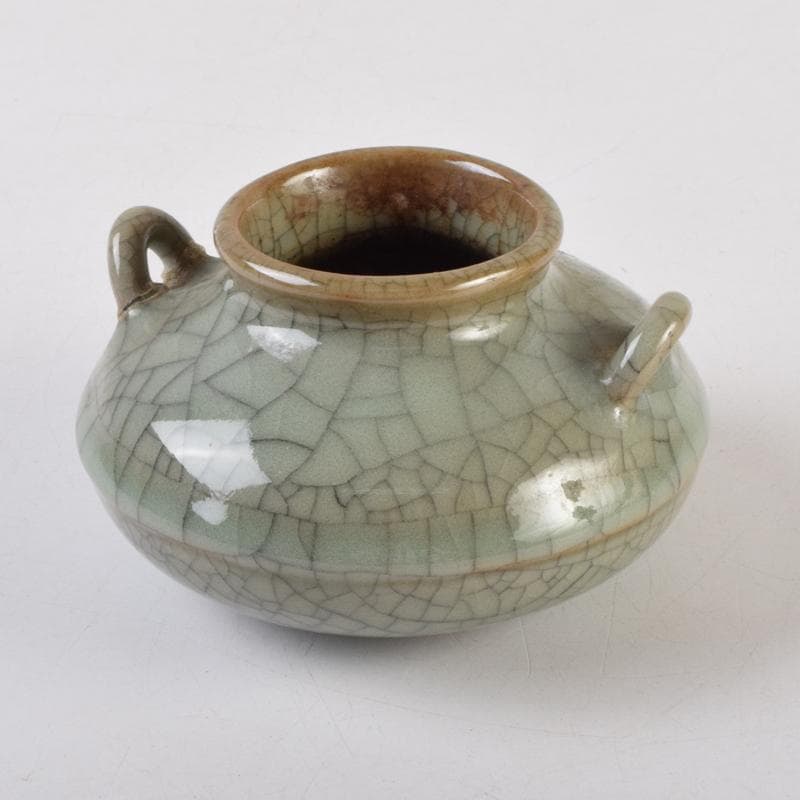 中国　哥釉　青磁　氷裂文　双耳香炉　C　9106 中国 哥釉 青磁 氷裂文 双耳香炉 C 9106