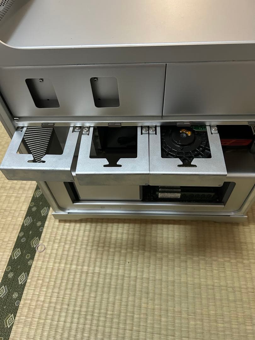 小津 雪ヲ 様専用 Mac Pro (mid 2010) 本体のみ