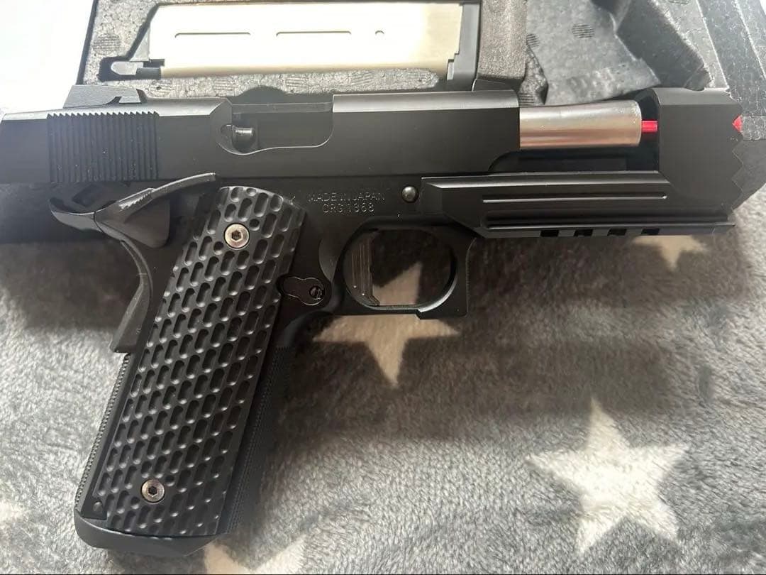 STRIKE WARRIOR 45 ハンドガン