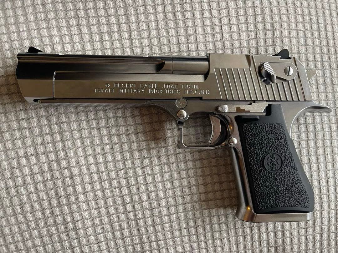 東京マルイ DESERT EAGLE .50AE クロームステンレス