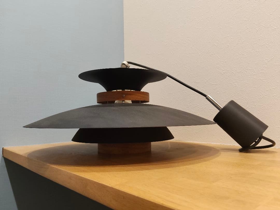 ルイス・ポールセン PH5風 モダンペンダントライト ホワイト&ブラック