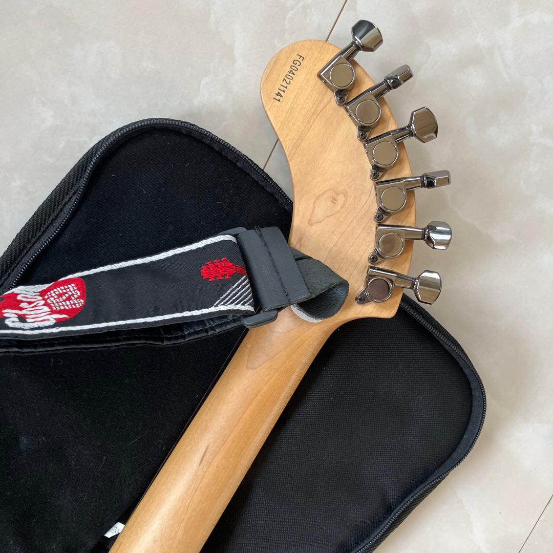 Fernandes エレキギター ブラック 22フレット 楽器・機材