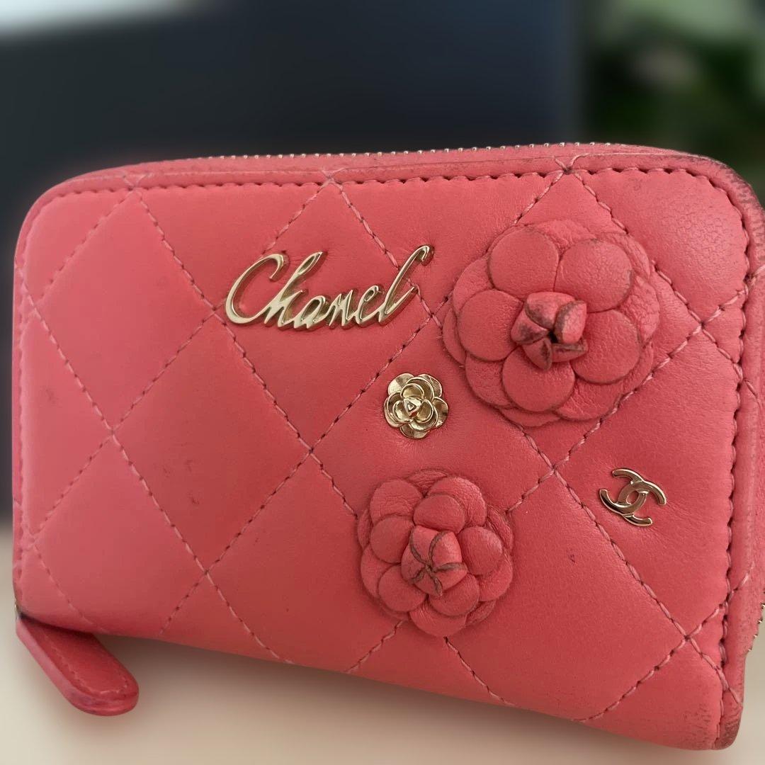 CHANELピンク キルティング ケース