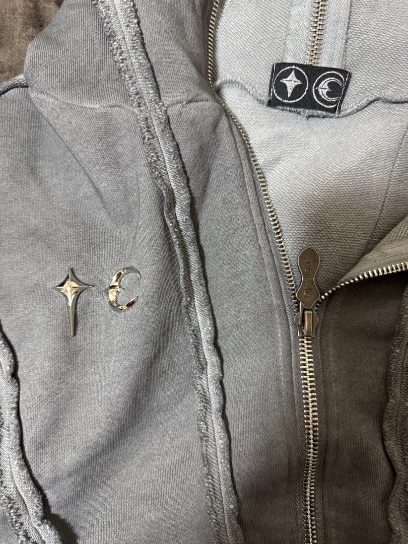 thug club グラディエーターパーカー