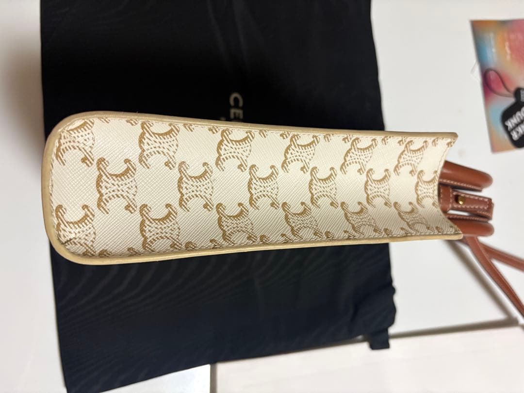 CELINE ミニ バーティカル トリオンフ キャンバス