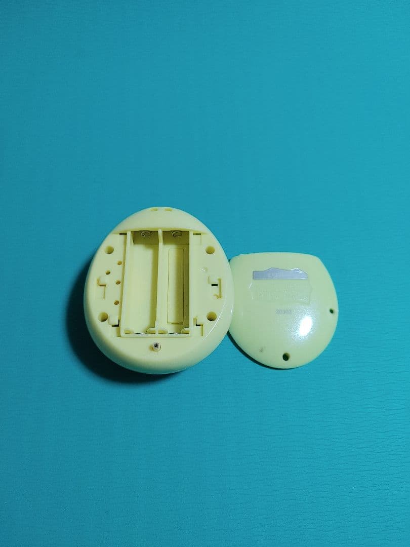 BANDAI　たまごっち iDL イエロー