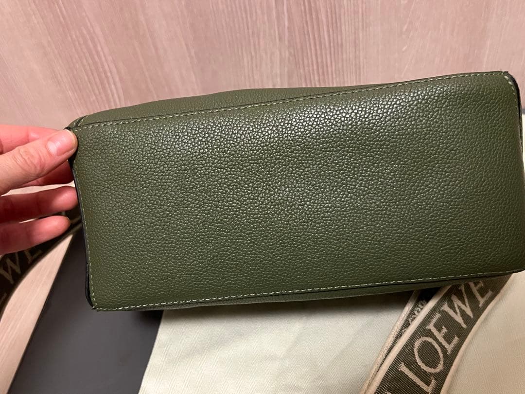 LOEWE アボカド　レザーショルダーバッグ　パズル