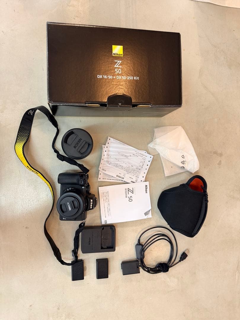 NikonZ50 ミラーレスカメラ DX 16-50 Kit レンズ2本セット NikonZ50 ミラーレスカメラ DX 16-50 Kit レンズ2本セット ニコン Z 50