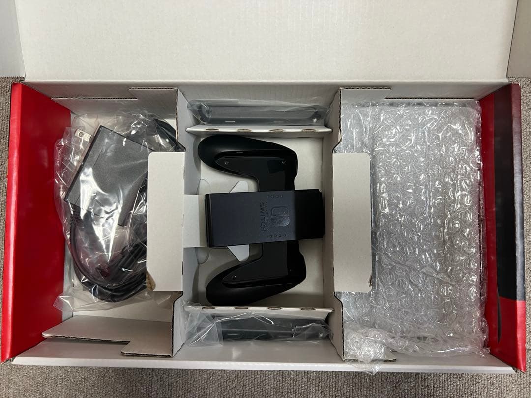 Nintendo Switch ※Joy-Con（L）（R）欠品